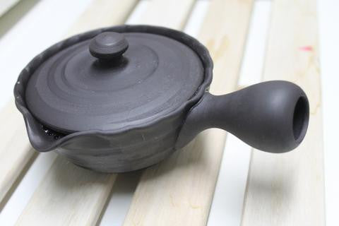 TEA NOTES ABOUT JAPANESE TEAPOT KYUSU – Hachijyu Hachiya -